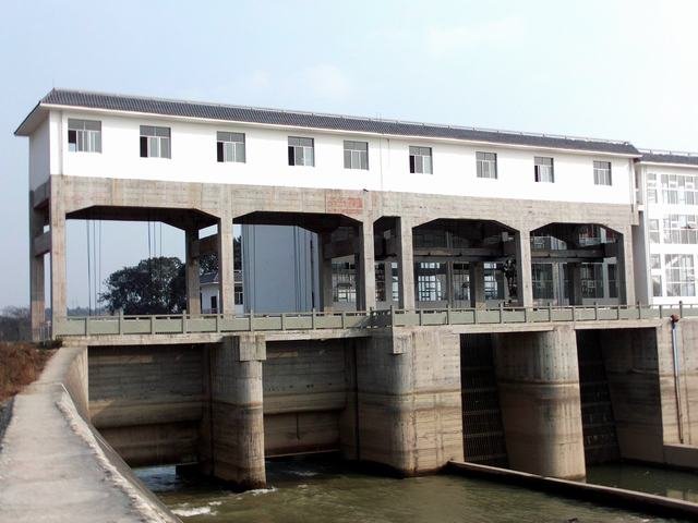 人民渠渠首改造工程