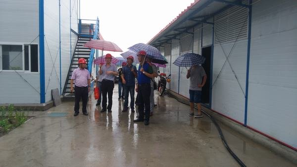 袁斌一行到金堂縣沱江盤龍寺攔河閘項(xiàng)目開展環(huán)境監(jiān)察及安全大檢查工作