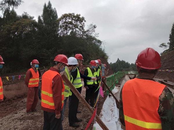 公司迎接水利廳2020年中秋、國(guó)慶節(jié)前安全檢查