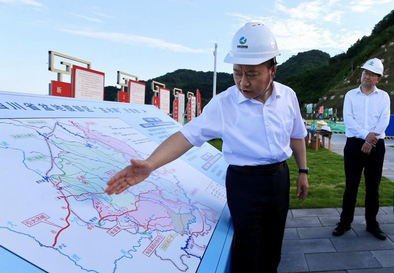 李國英調(diào)研四川省級水網(wǎng)建設(shè)