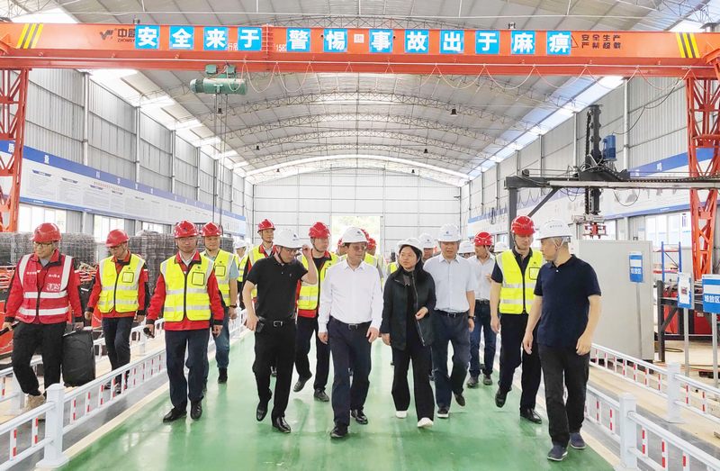 鐘杰赴建設公司亭子口灌區(qū)一期工程EPC總承包Ⅰ標項目進行調(diào)研