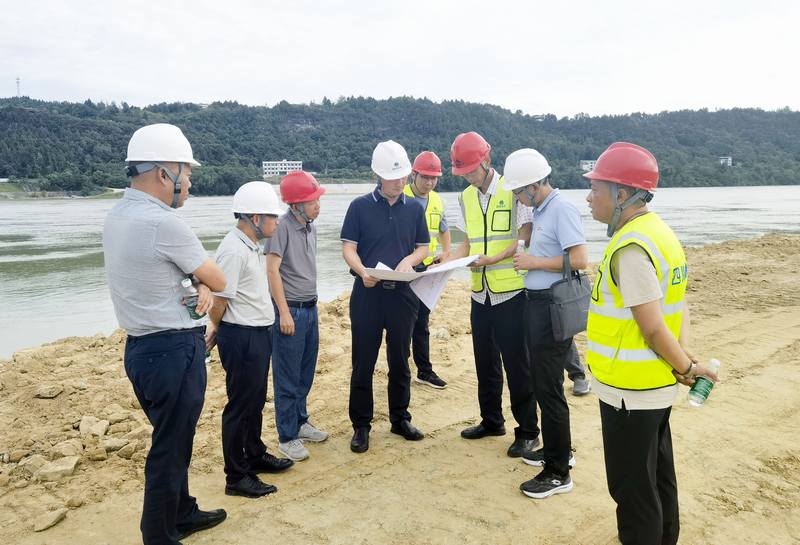 公司黨委書(shū)記、董事長(zhǎng)袁斌帶隊(duì)督導(dǎo)檢查亭子口灌區(qū)一期工程I標(biāo)項(xiàng)目工作