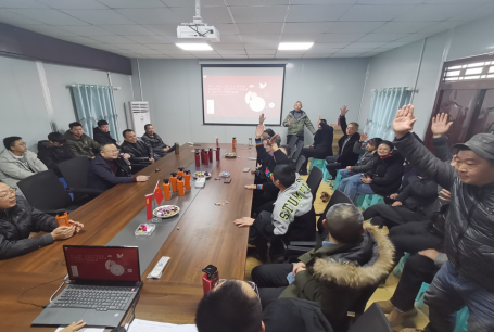 自貢市小井溝水利工程支渠項目部開展“慶元旦、迎新年”活動