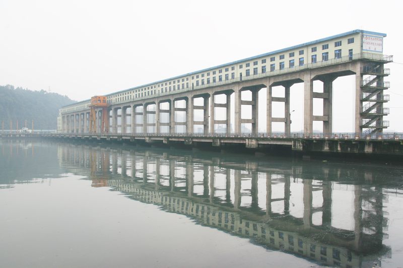 洪雅城東水電站閘壩