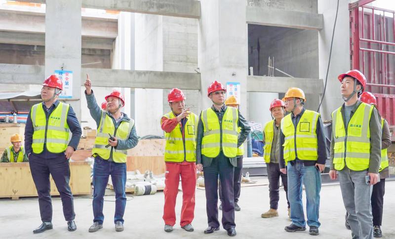 公司黨委書記、董事長代勇一行到虎渡溪項目開展調(diào)研