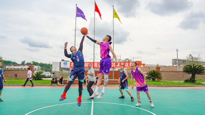 虎渡溪項目舉行喜迎國慶友誼籃球賽