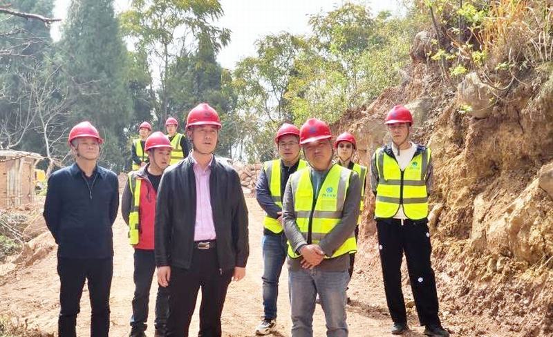 袁斌赴武都引水灌區(qū)（紅巖分干渠） 節(jié)水改造提升工程開展通水前檢查，為春灌保駕護(hù)航